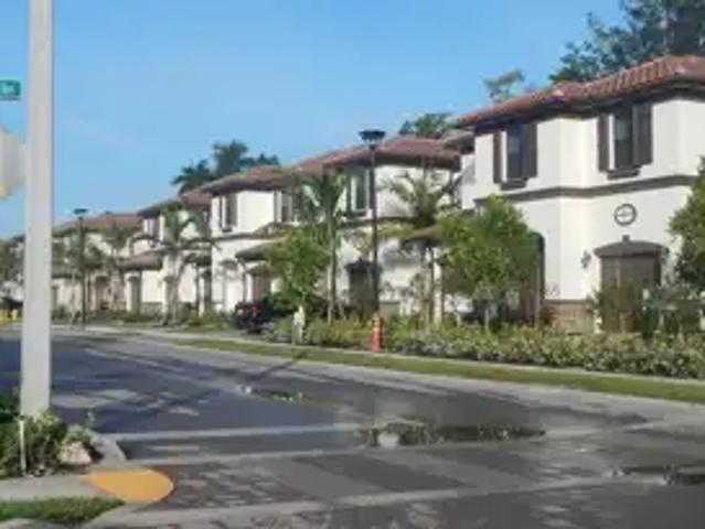 Condo for rent in Davie