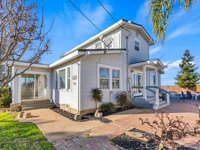 House for sale in Acampo, California