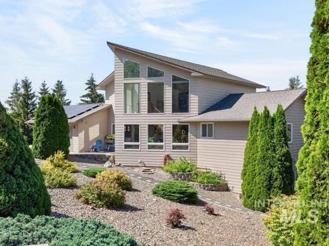 House for sale in Moscow, Idaho