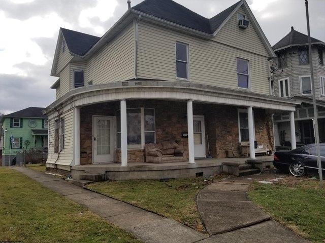 House for sale in Clarksburg, West Virginia