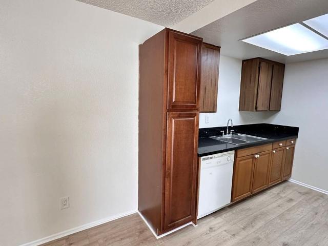 Apartment for rent in Buena Park, California