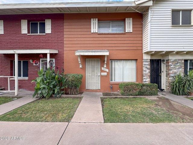 Townhouse for sale in Glendale, Arizona