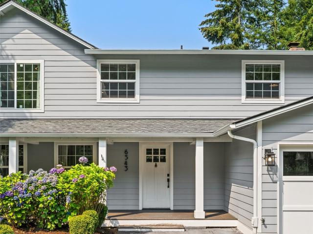 House for sale in Mercer Island, Washington