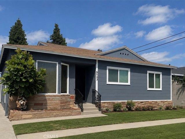 House for sale in Long Beach, California