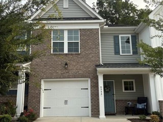 Townhouse for sale in Virginia