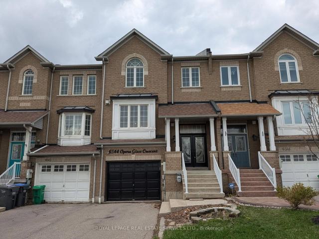 Townhouse for rent in Woburn, Ontario