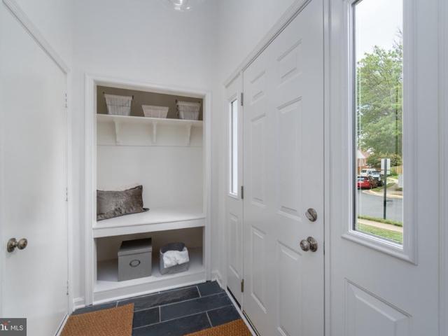 Townhouse for sale in Virginia