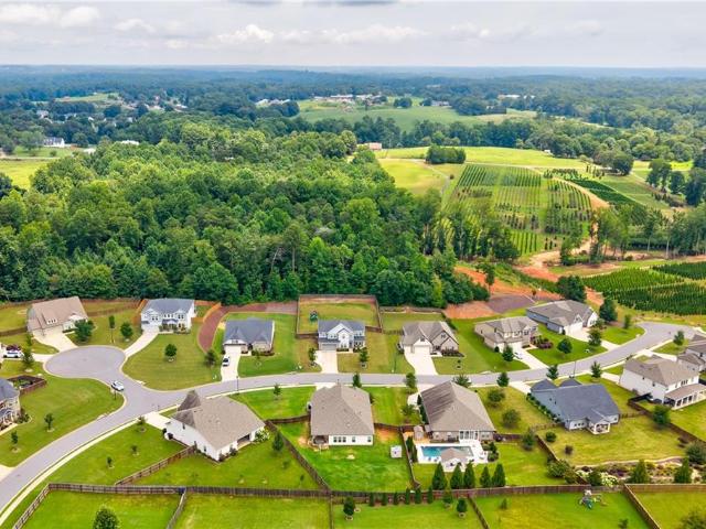 House for sale in Cobblestone Farms, Cumming