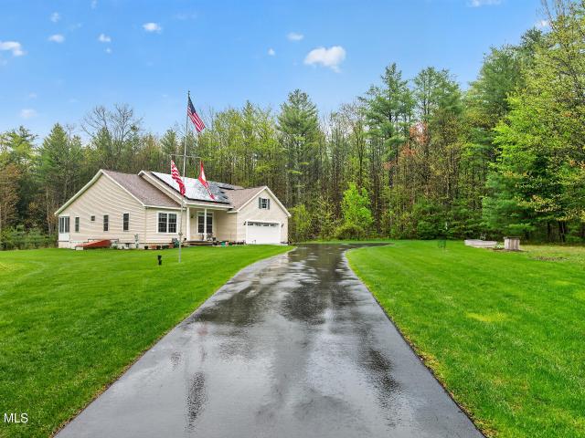 House for sale in Broadalbin, New York