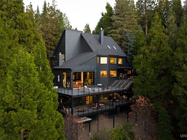 House for sale in Cedar Glen, California