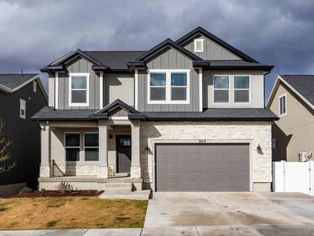 House for sale in Saratoga Springs, Utah