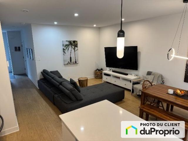 Apartment for rent in Saint-Joseph-du-Lac, Laurentides