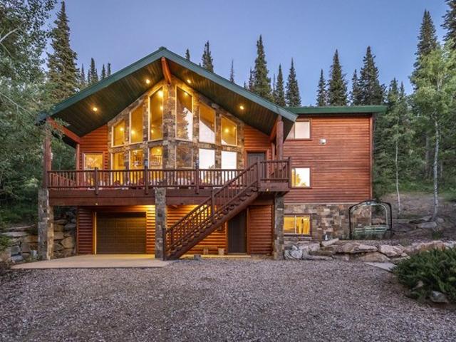 House for sale in Oakley, Utah