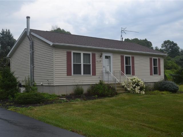 House for sale in Oneida, New York