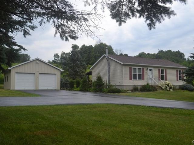 House for sale in Oneida, New York