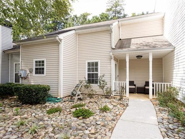 Townhouse for sale in Lithonia, Georgia