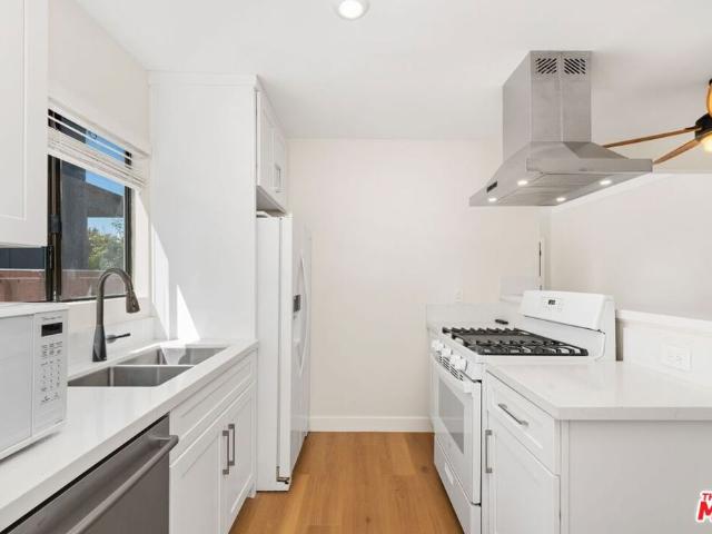 Property for rent in Canoga Park, California