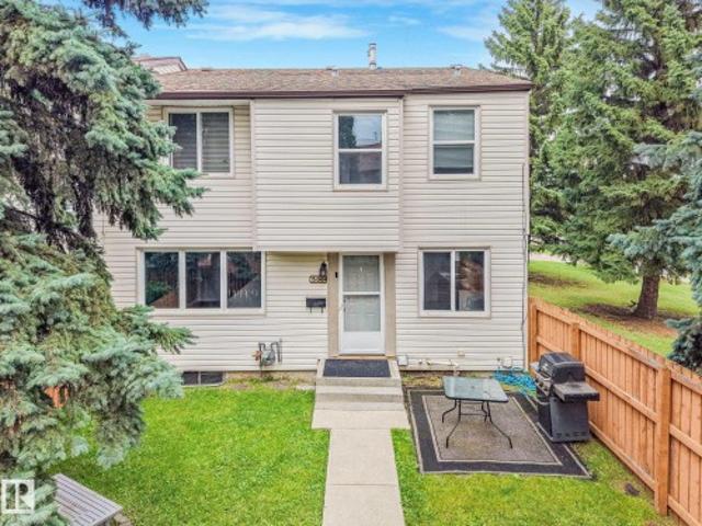Townhouse for sale in Wedgewood, Alberta
