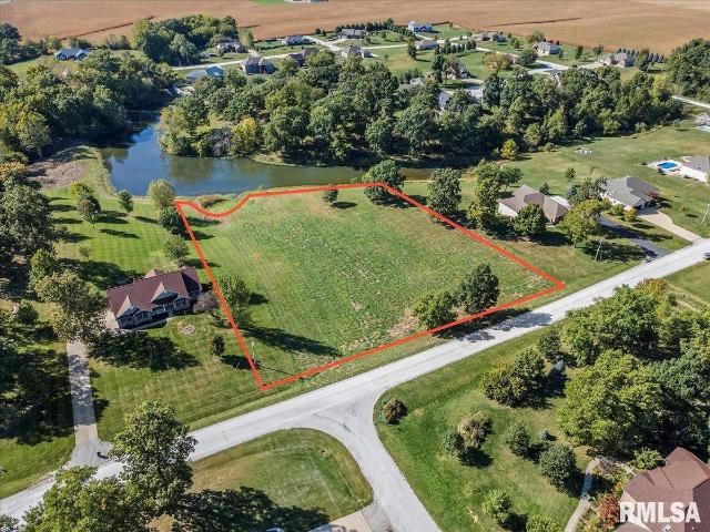 Land for sale in Cantrall, Illinois