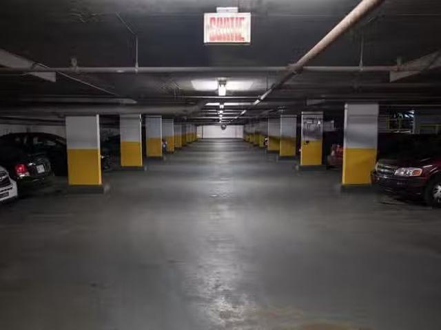 Condo for rent in Cote-saint-luc, Quebec