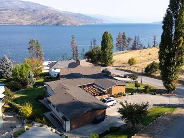 House for sale in Peachland, British Columbia