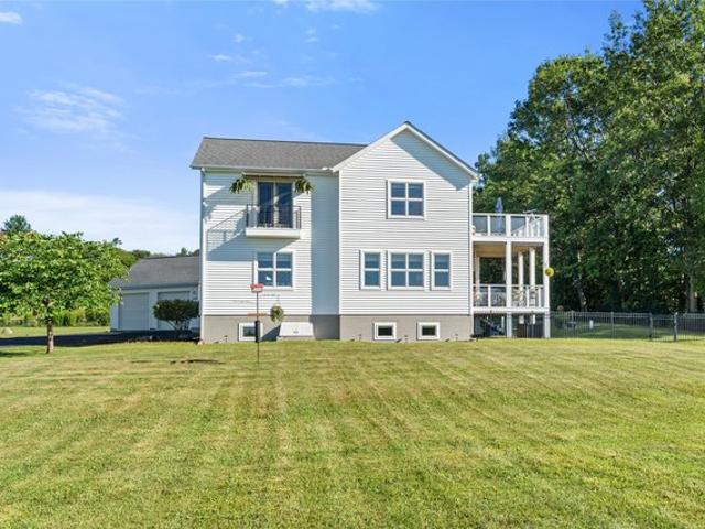 House for sale in North East, Pennsylvania