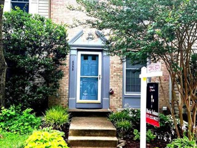 Townhouse for sale in Virginia