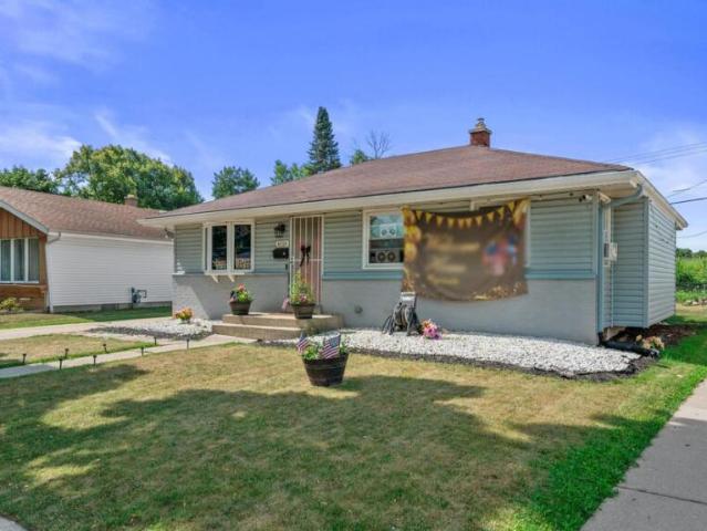 House for sale in Milwaukee, Wisconsin