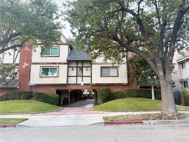 Townhouse for sale in Glendale, California