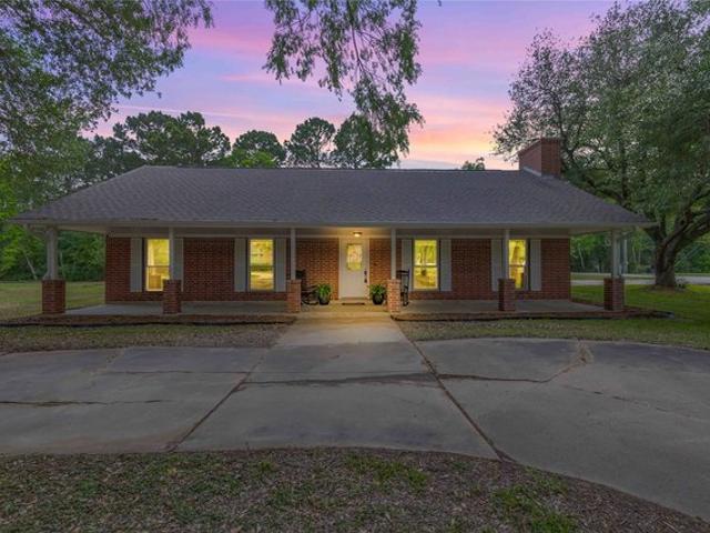 House for sale in Dickinson, Texas