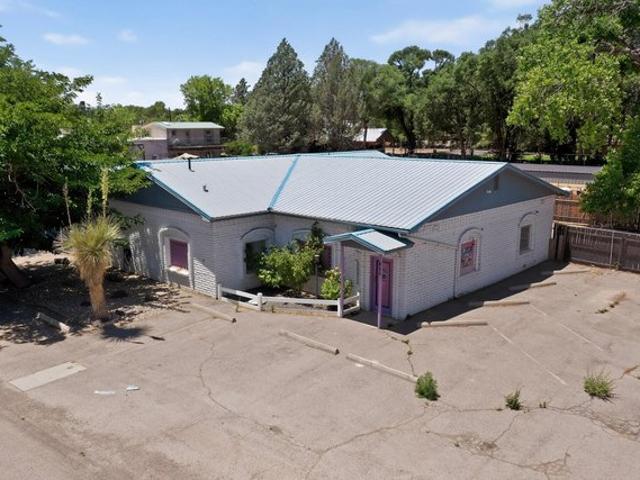 House for sale in Bosque Farms, New Mexico