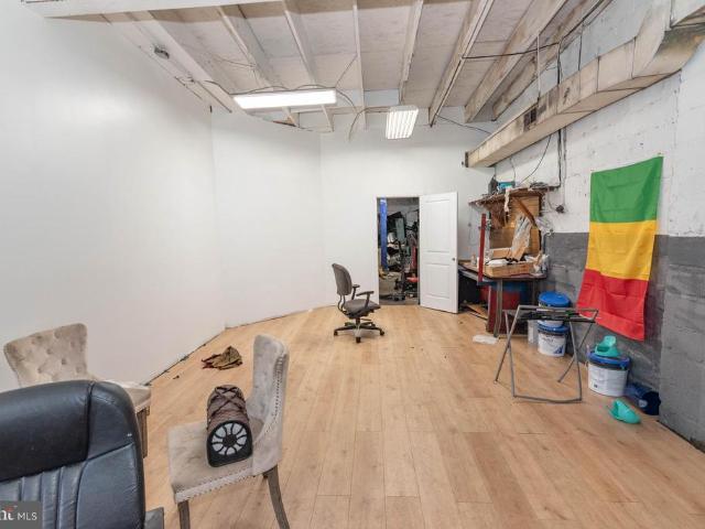 Commercial for sale in Gibsonton, Maryland