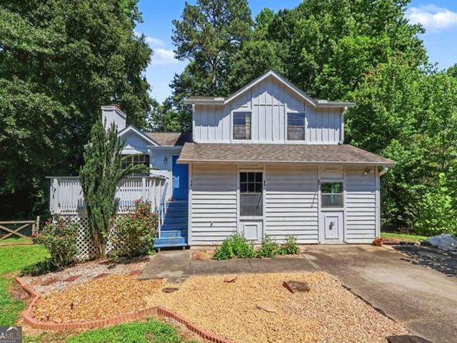 House for sale in Lilburn, Georgia
