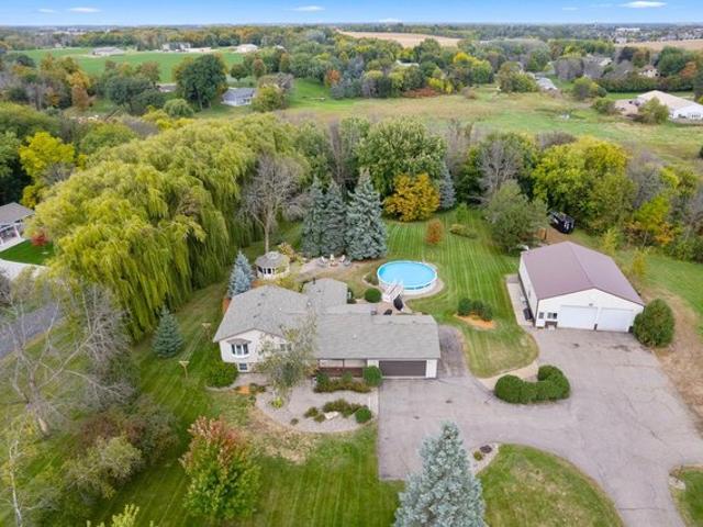 House for sale in New Prague, Le Sueur County