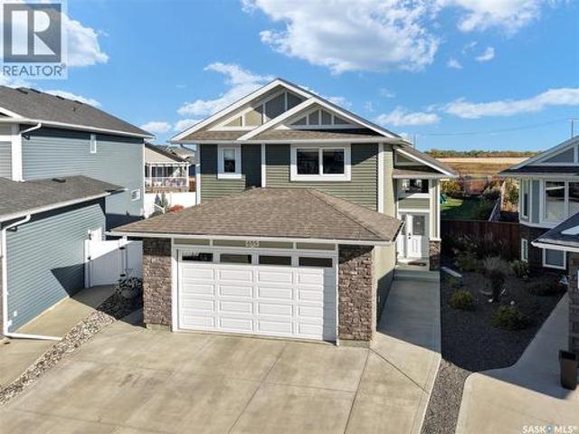 House for sale in Saskatoon, Saskatchewan