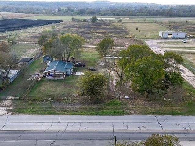 House for sale in Smithville, Bastrop County