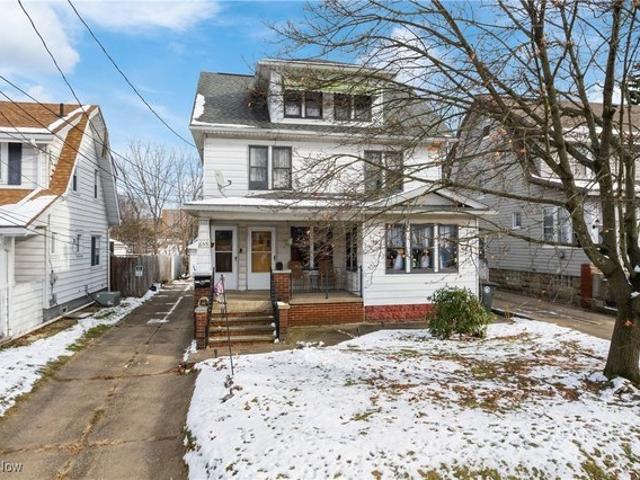 House for sale in Summit, Ohio