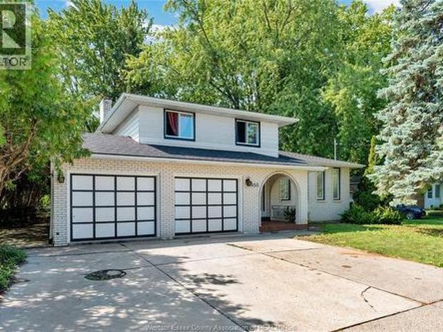 House for sale in South Windsor, Windsor