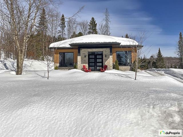 Apartment for rent in Sainte-Anne-des-Monts, Gaspésie–Îles-de-la-Madeleine