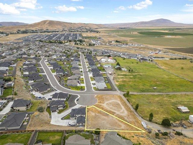 Land for sale in West Richland, Washington