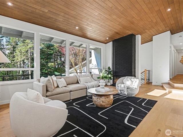 House for sale in Mercer Island, Washington