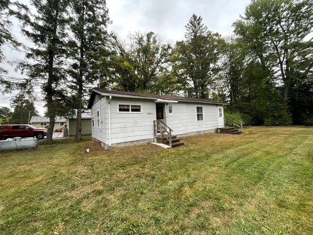 House for sale in Winter, Sawyer County