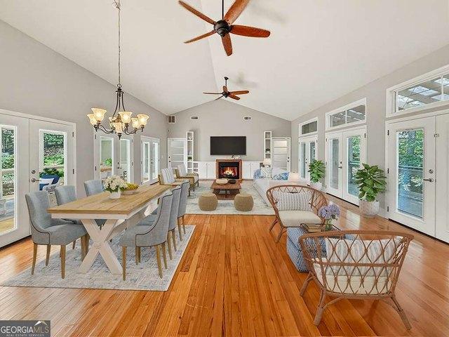 House for sale in Flowery Branch, Georgia