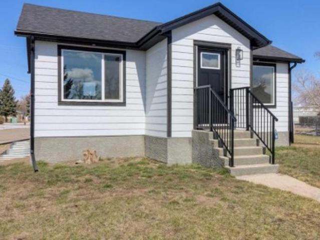 House for sale in Picture Butte, Alberta