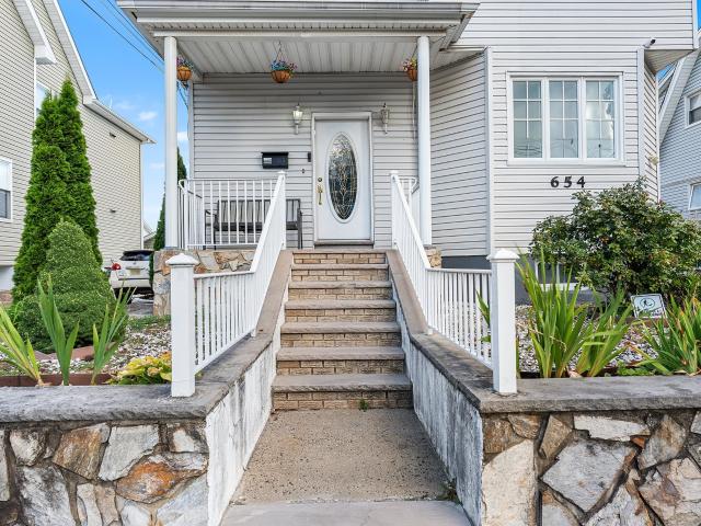 House for sale in Hudson, New Jersey