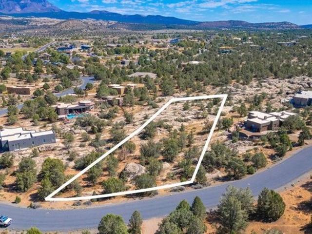 Land for sale in Dammeron Valley, Utah