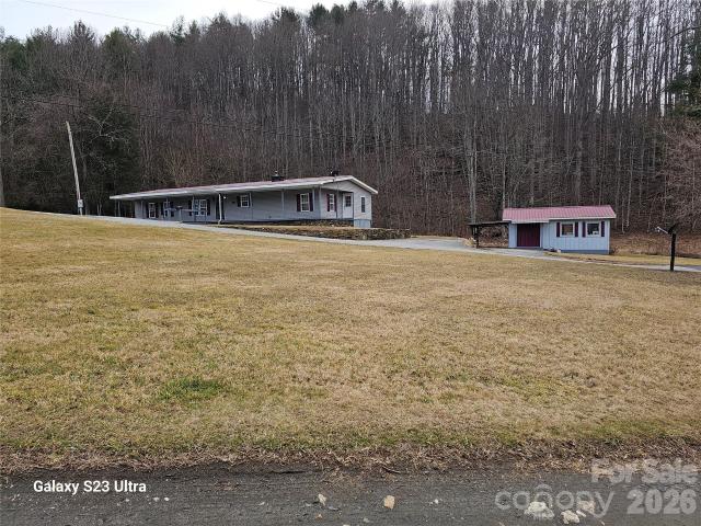 House for sale in Bakersville, North Carolina