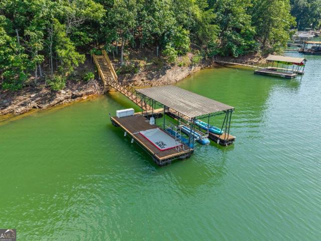 House for sale in Flowery Branch, Georgia