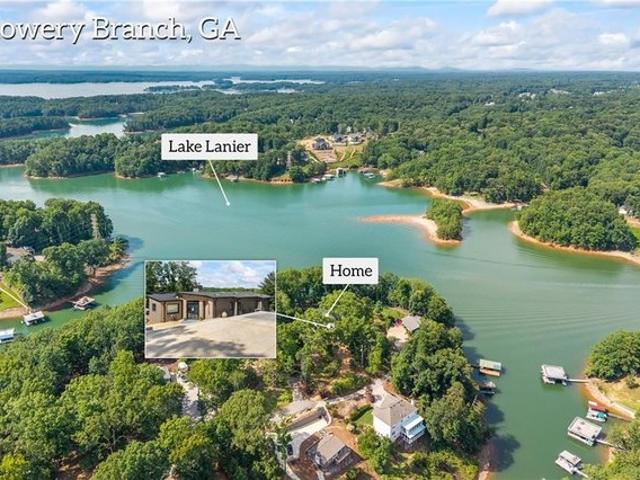 House for sale in Flowery Branch, Georgia