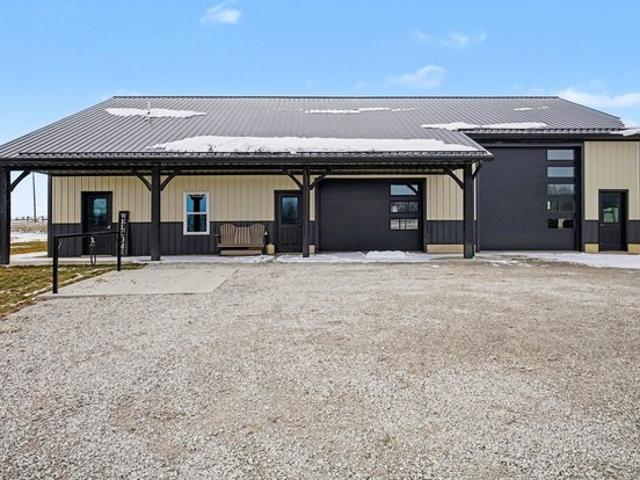 House for sale in Millersburg, Indiana
